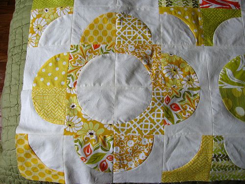 WIP Weds - Drunkard's Path Quilt Top finished and Kaleidoscope QAL started
