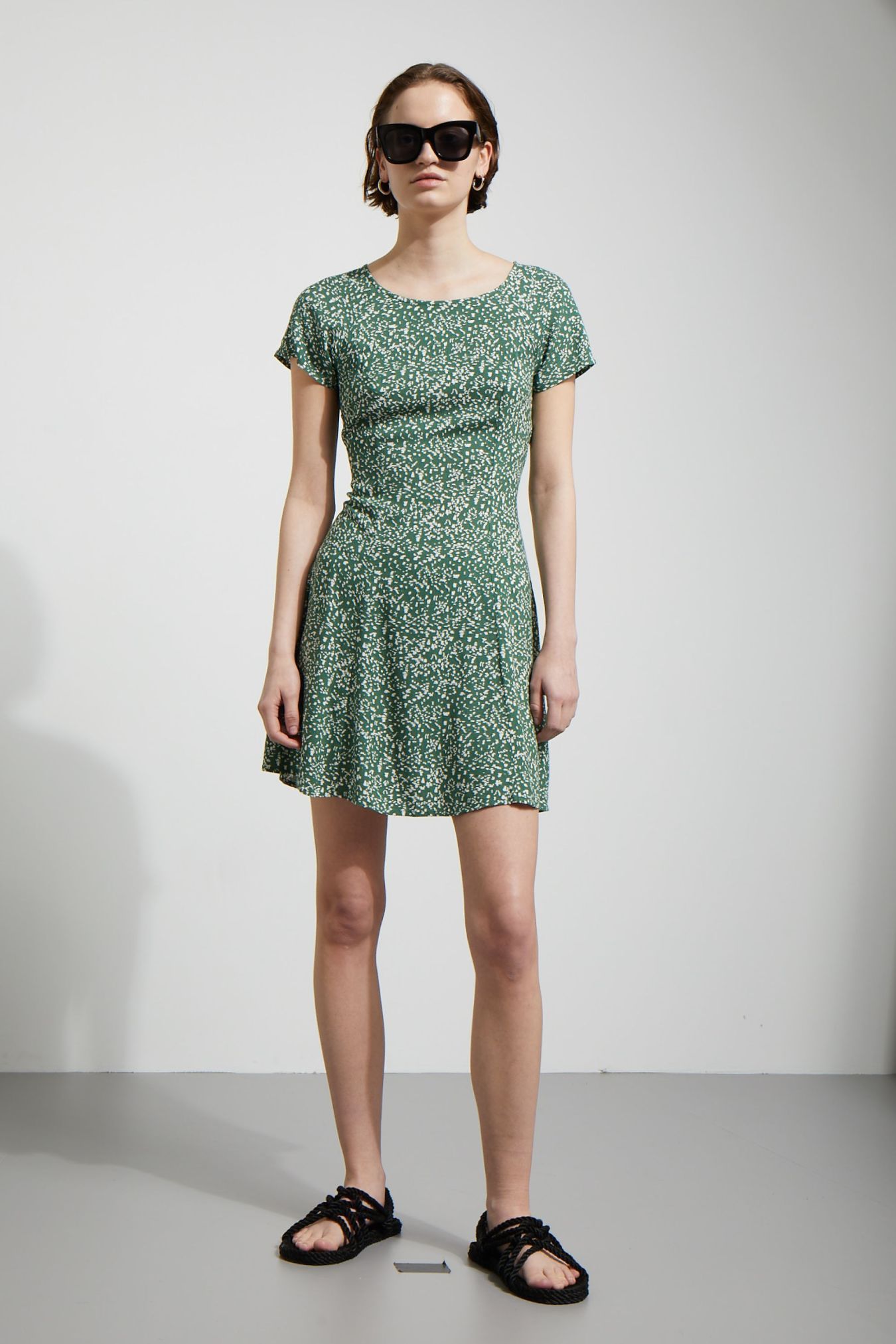 Weekday Vibrato Summer Dress Short Sleeve Dresses Feminine Dress Fashion Outfits