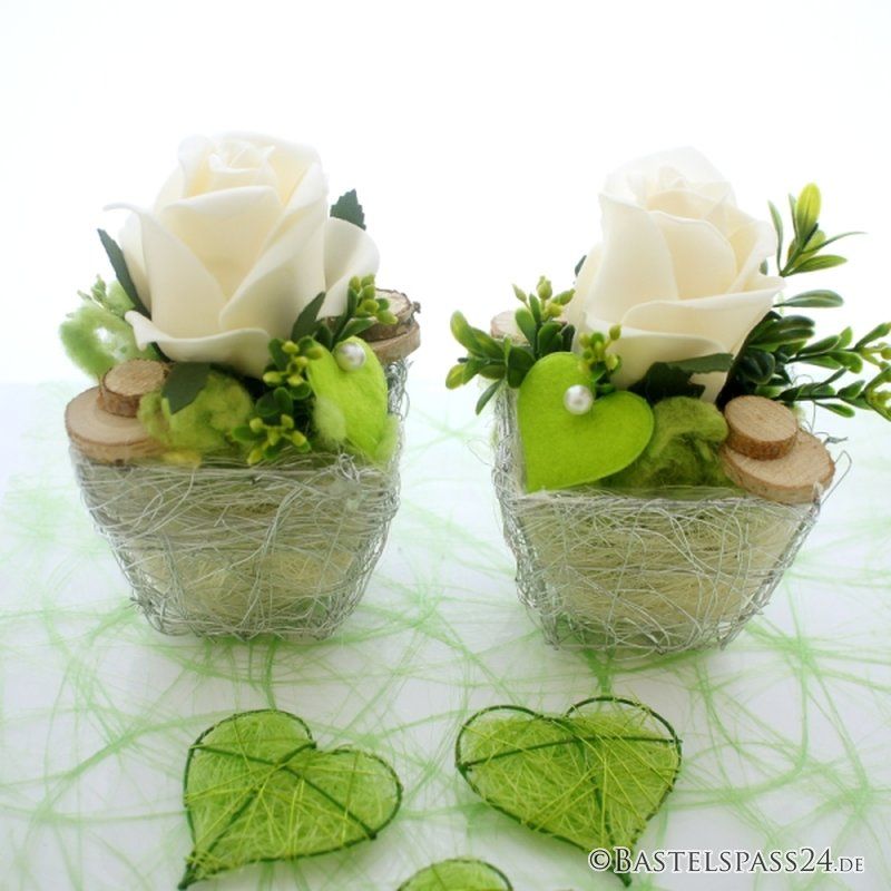 Tischgestecke Tischdeko für Hochzeit zum selber machen mit Rosen Blumen Arrangements floraux Tischgestecke Tischdeko für Hochzeit zum selber machen mit Rosen Blumen Arrangements floraux