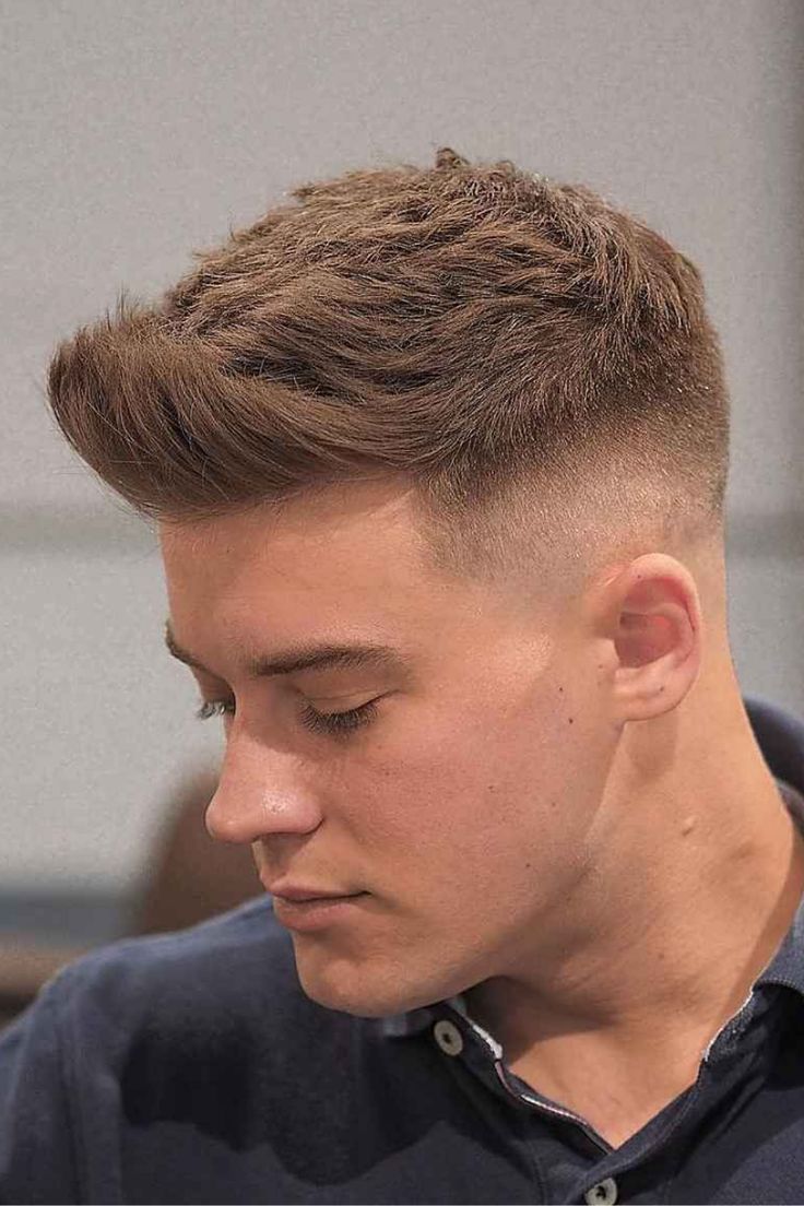 short-quiff-haircut-for-men Short Quiff Haircut, Fade Haircut Styles, Undercut Long Hair, Curly Hair Men, Hair For Men, Mens High Fade Haircut, Mens Hairstyles With Beard, Quiff Hairstyles, Thin Hair Haircuts