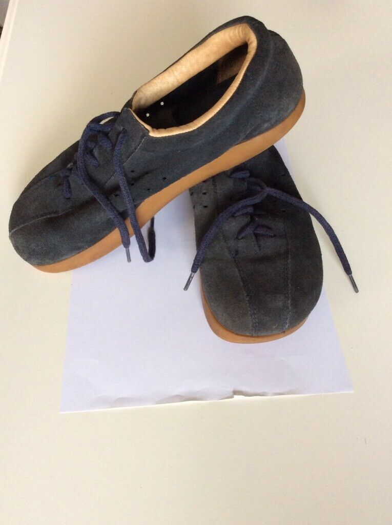 Adidas Schuhe 80er eBay Kleinanzeigen Adidas Schuhe 80er eBay Kleinanzeigen