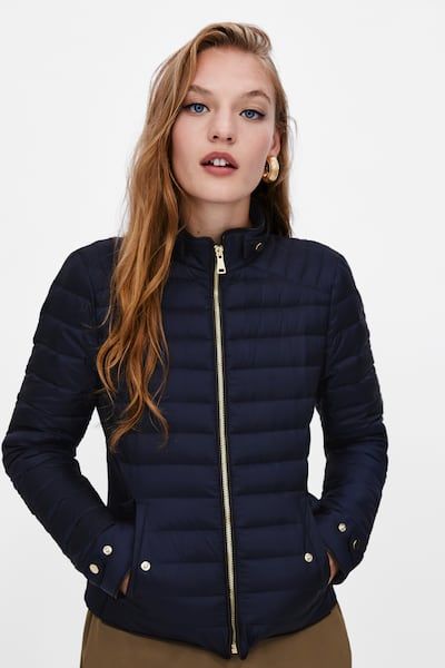 zviždaljka Nosim odjeća neutralan Imagen 4 de CAZADORA PLUMÍFERO LIGERO de Zara | Chamarras de moda mujer, Ropa bonita para mujer, Ropa de moda zviždaljka Nosim odjeća neutralan Imagen 4 de CAZADORA PLUMÍFERO LIGERO de Zara | Chamarras de moda mujer, Ropa bonita para mujer, Ropa de moda