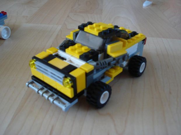 bumblebee barricade toy