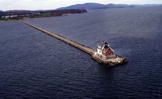 36 Striking Lighthouse Seascapes Budget Travel Maine Vacation Maine Lighthouses Beautiful Lighthouse