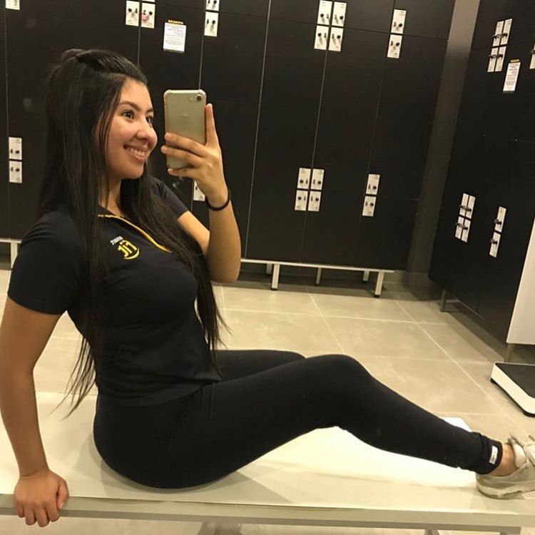 📸 @evellyn_viera 💪🏻 . Indicamos ✔️ ▫️ @ruivosoficial 🦊 ▪️ @divulga.personaltrainer 😁 ▫️ @mulheres.of...