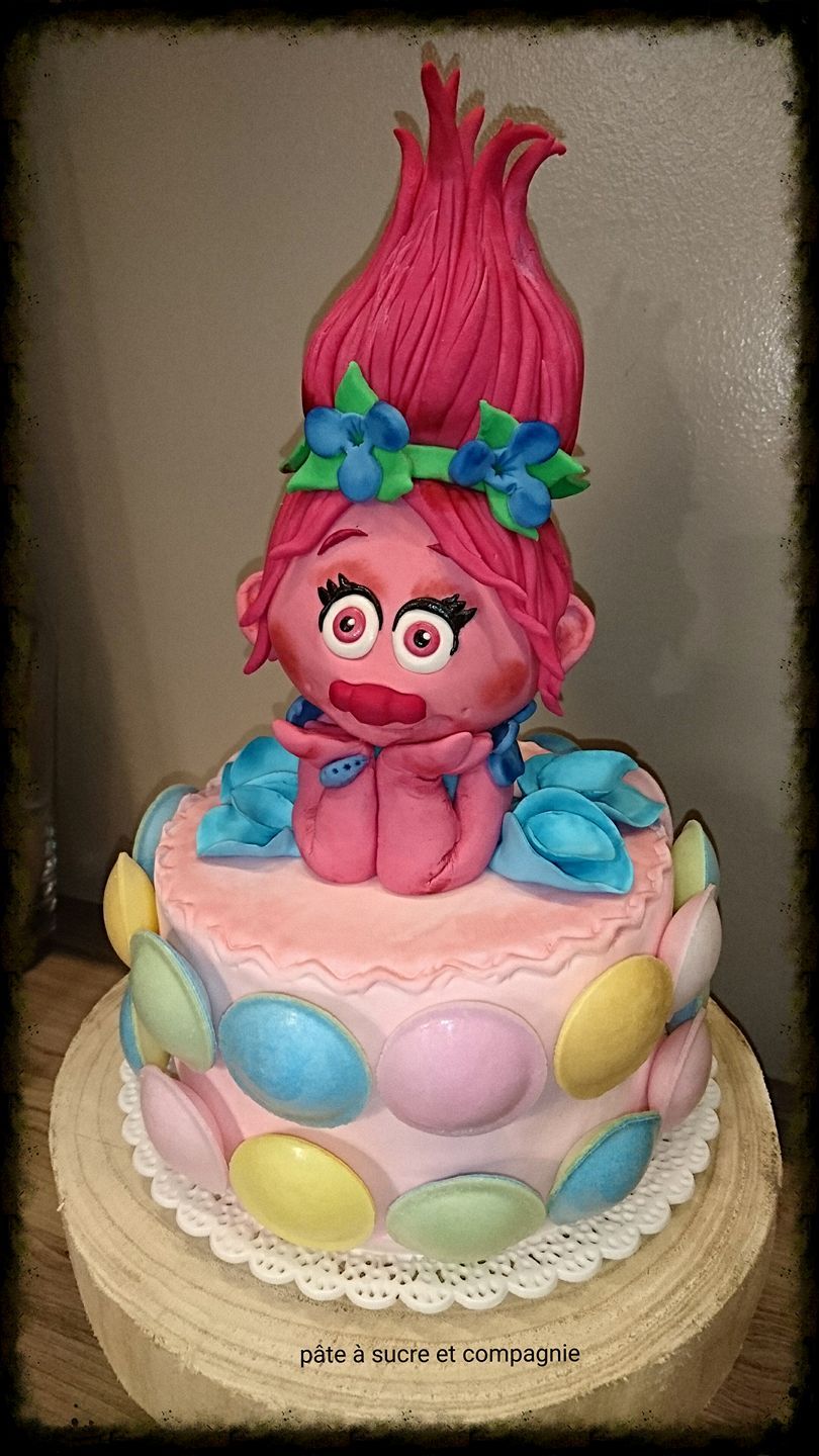 Gateau Decore Sur Le Theme Du Film Troll Figurine En Pate A Sucre Doll Sugar Mes Creation De Biscuit Et Gateau Decore Pinterest Gateau Decore Sur Le Theme Du Film Troll Figurine En Pate A Sucre Doll Sugar Mes Creation De Biscuit Et Gateau Decore Pinterest