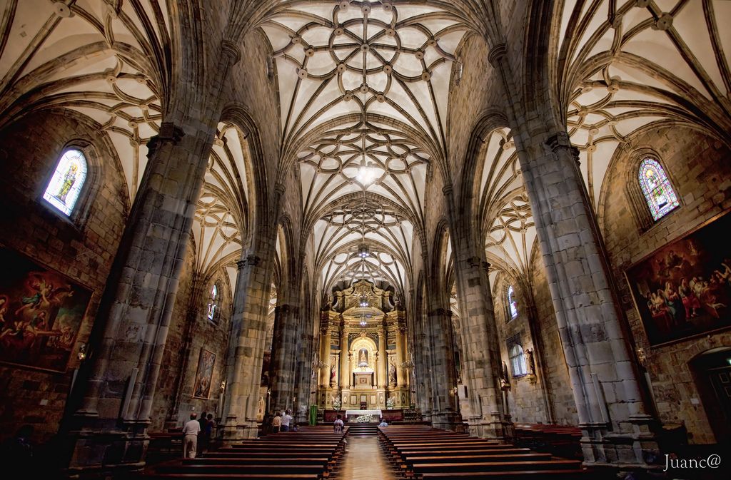 Basílica de Nuestra Señora de Begoña | La basilica, Santuario