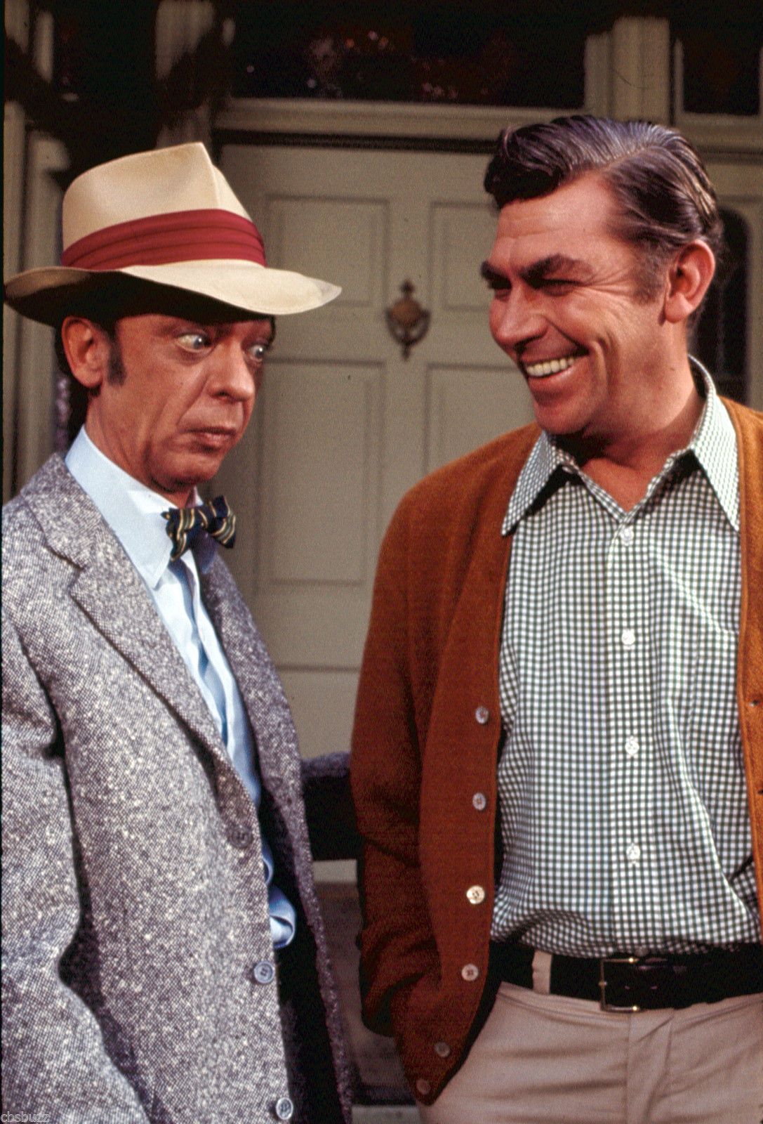 The sideburns are growing: Don Knotts returns in his famous salt and pepper suit to bolster “My Friend, the Mayor,” the pilot episode of “The New Andy Griffith Show.” Airing on January 8, 1971, a mere three weeks after Griffith’s post-”TAGS” series “Headmaster” was axed by CBS after 13 episodes, Barney Fife’s name is oddly never explicitly mentioned although it’s obvious that’s who the character is. #DonKnotts, #BarneyFife, #AndySawyer, #NewAndyGriffithShow, #1971, #AndyandDon, #MyFriendtheMayor Southern Gospel Singers, Jim Nabors, Barney Fife, Don Knotts, The Andy Griffith Show, Tv Icon, Matlock, Blood Brothers, Good Old Times
