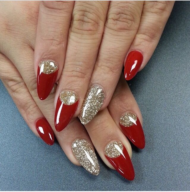 Red Marble And Gold Acrylic Nails Gold Acrylic Nails Red And Gold Nails Red Acrylic Nails