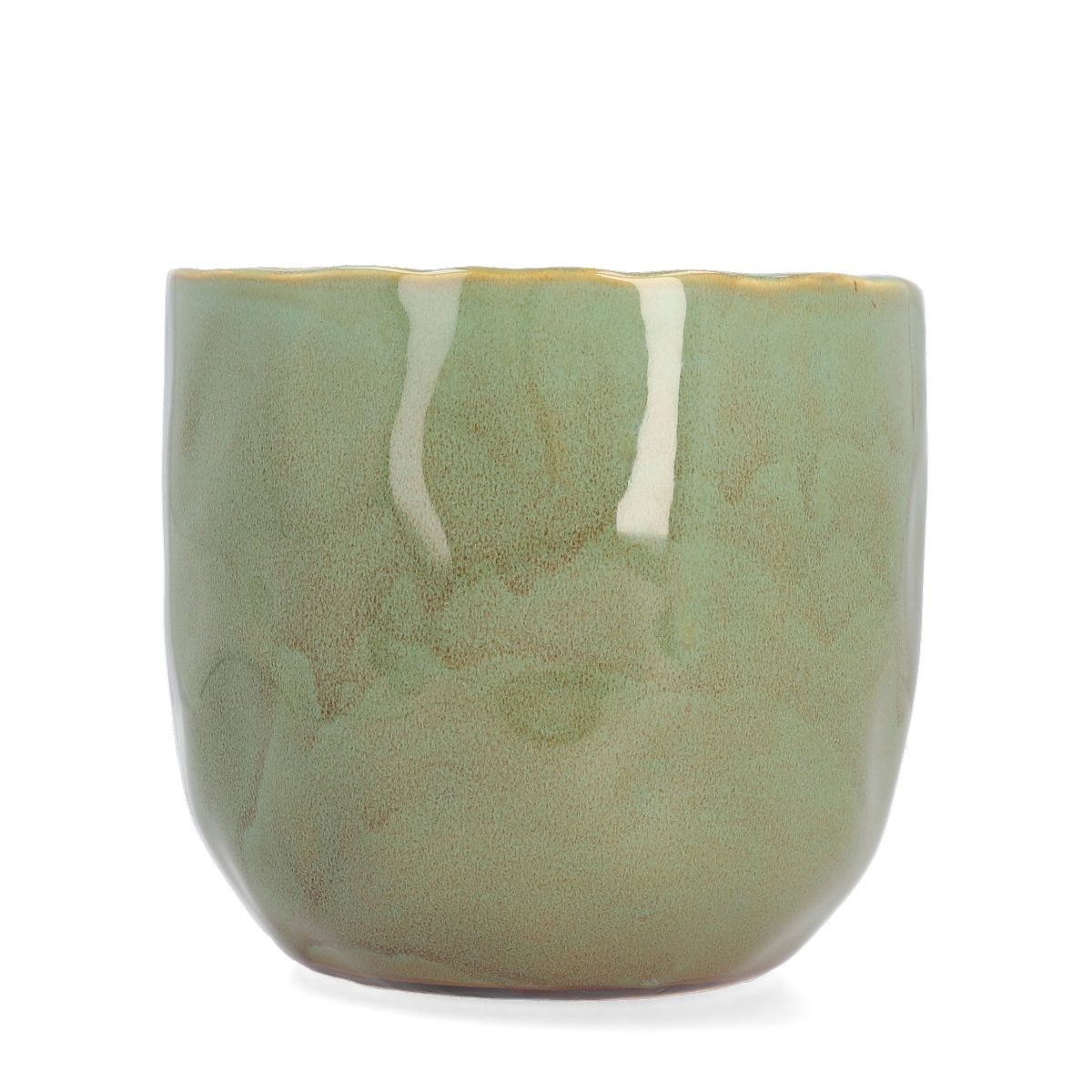 Przeznaczenie Osłonka RONA ceramiczna zielona to produkt z kolekcji ORGANIC FOREST, w której odnaleźć można tekstylia i dodatki w stylu botanicznym, wyróżniające się harmonijną kolorystyką ziemi. Seria RONA, w skład której wchodzą osłonki na doniczki i wazony, charakteryzuje się rustykalnym wdziękiem, dzięki czemu pasować będzie nie tylko do przestrzeni botanicznych, lecz również boho czy eklektycznych. Cechy charakterystyczne Zielona osłonka RONA posiada proste kształty o delikatnych łukac Vase, Home Decor, Decoration Home, Room Decor, Vases, Home Interior Design, Home Decoration, Interior Design, Jars