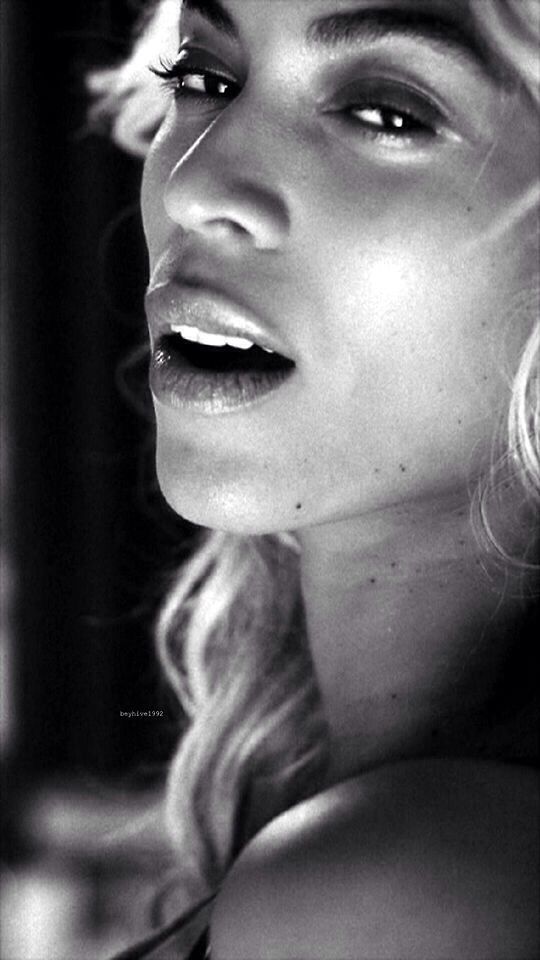 Pin By Carol Riley On A Beyonce Beyonce Flawless Beyonce Pictures