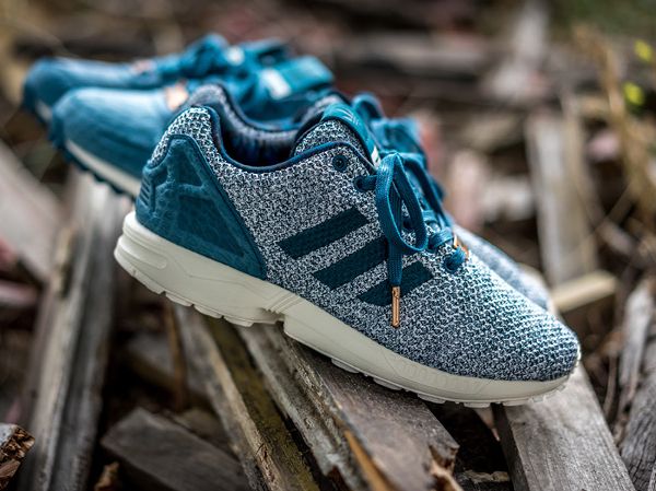 {keywor d} adidas originals zx flux italia