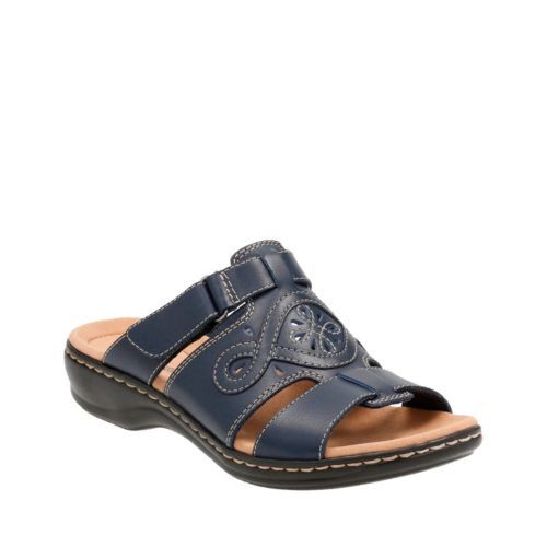 Un Saffron Sage Nubuck Womens Flat Sandals Clarks Shoes Official Site Sandalet Terlik Deri Canta