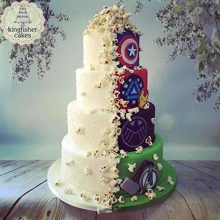 Cake Wrecks - Home - Sunday Sweets: Half And Half Superhero Wedding Cake, Avengers Wedding, Marvel Wedding, Disney Wedding Cake, Nerd Wedding Cake, Crazy Wedding Cakes, Funny Wedding Cakes, Geek Wedding, Cake Wrecks