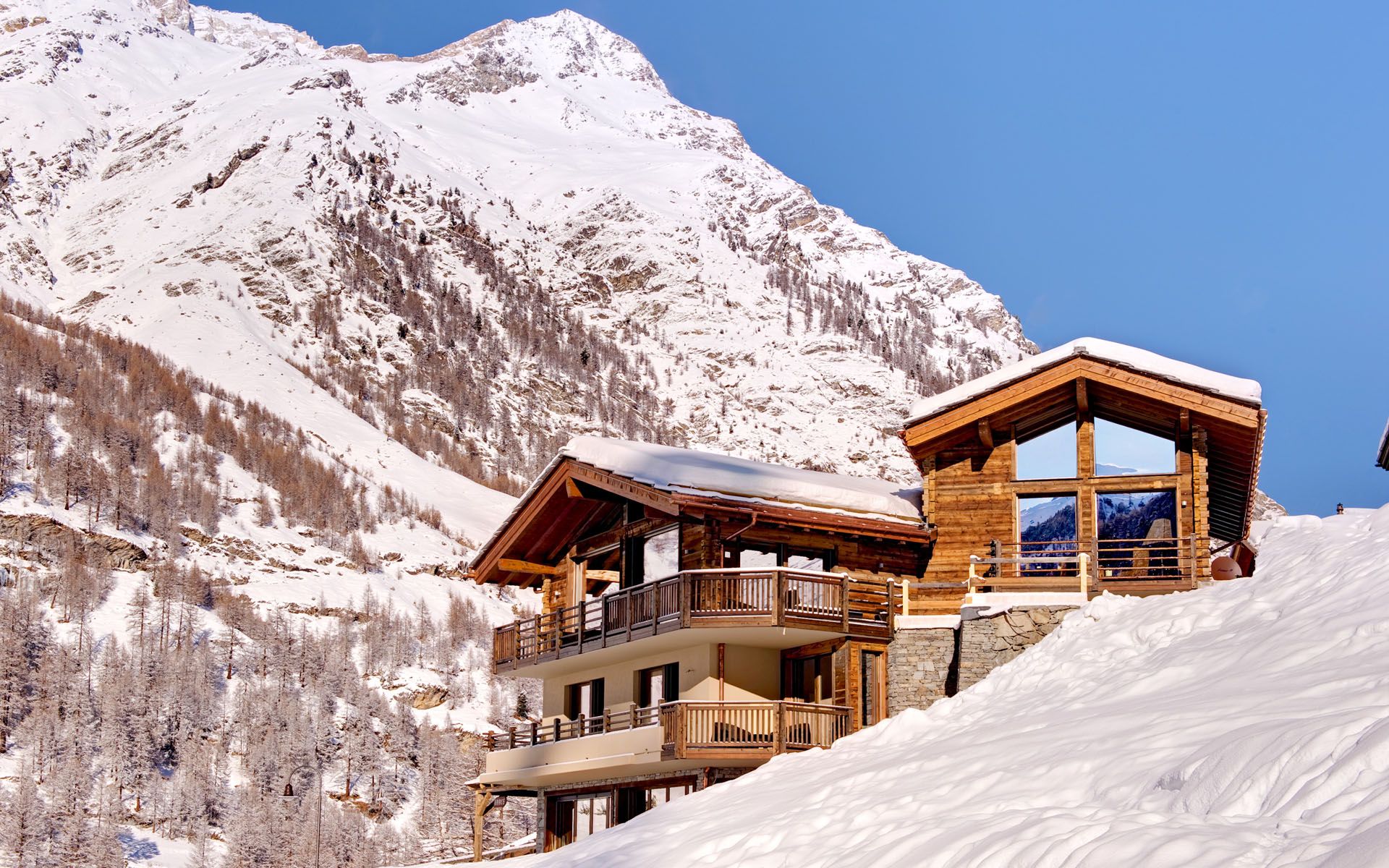 Chalet Grace Zermatt Switzerland Luxury Ski Chalet With Private Chef And Exceptional Team Of Staff From Firefly Col Luxury Ski Chalet Luxury Ski Ski Chalet