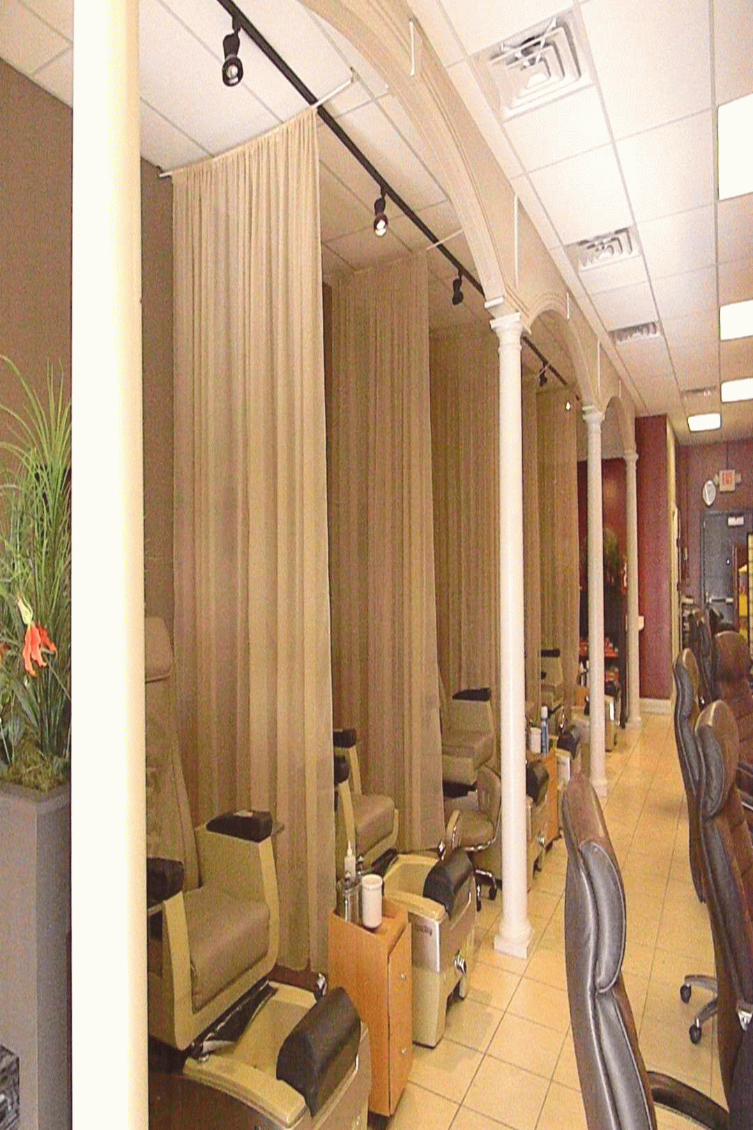 Home #salon #ideas #decor home nail salon ideas small spaces home Home #salon #ideas #decor home nail salon ideas small spaces home