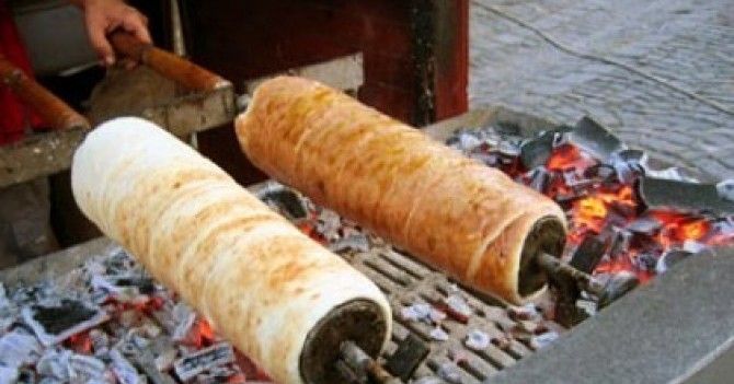 Kürtőskalács 4. - variációk recept képpel. Hozzávalók és az elkészítés részletes leírása. A kürtőskalács 4. - variációk elkészítési ideje: 40 perc Rolling Pin, Rolls, Vegetables, Food, Buns, Essen, Bread Rolls, Vegetable Recipes, Meals