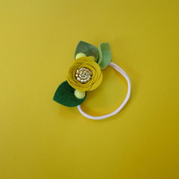 hair clip, Baby felt Headband Single flower headband or alligator clip Peach Single Felt Flower flower clip