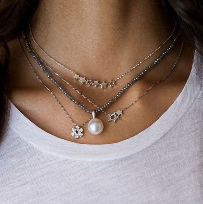 Cómo Combinar Varios Collares A La Vez Como Una Chica Fashion Collares De Plata Pulseras De Plata Colgantes De Plata Esterlina
