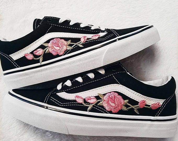 vans old skool femme avec des roses