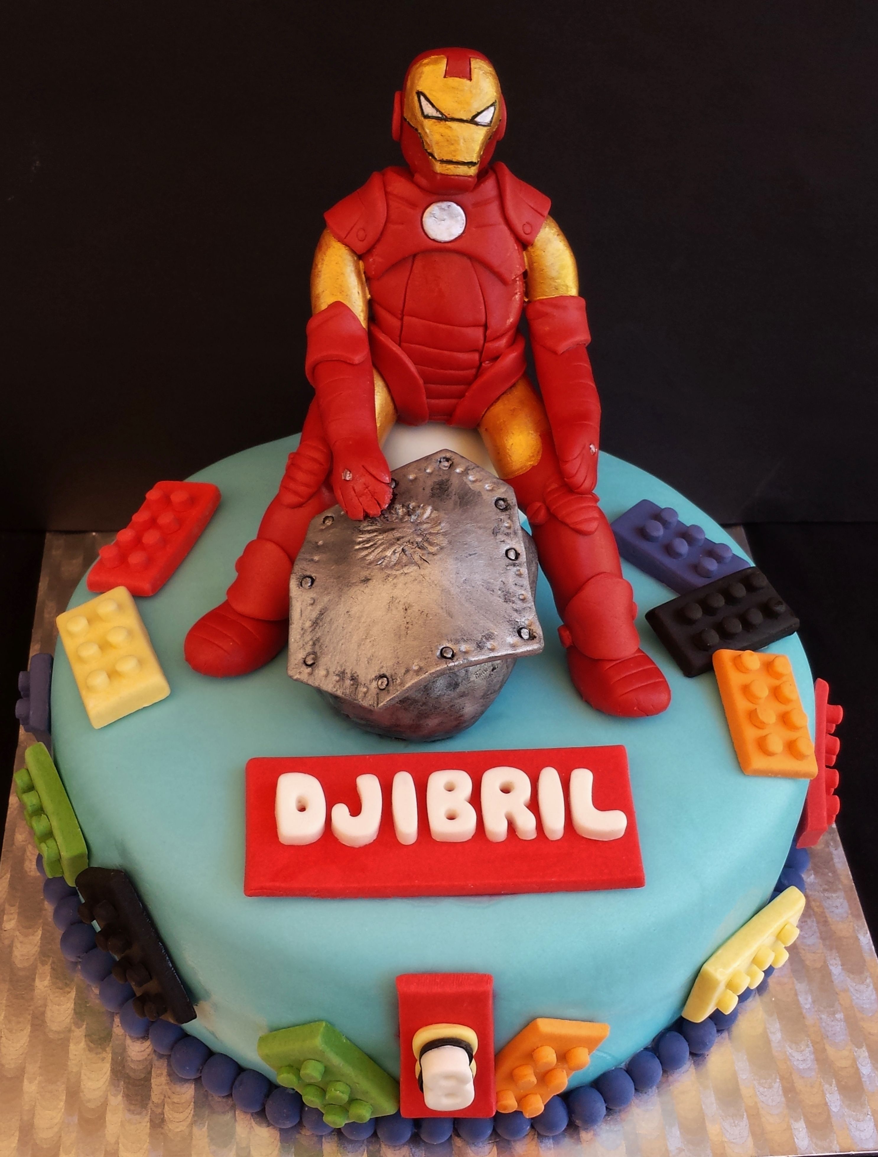 Iron Man Cake Gateau Anniversaire Enfant Anniversaire Enfant Gateau Anniversaire Iron Man Cake Gateau Anniversaire Enfant Anniversaire Enfant Gateau Anniversaire