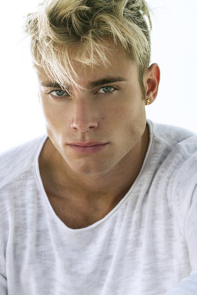 Hübsche blonde männer