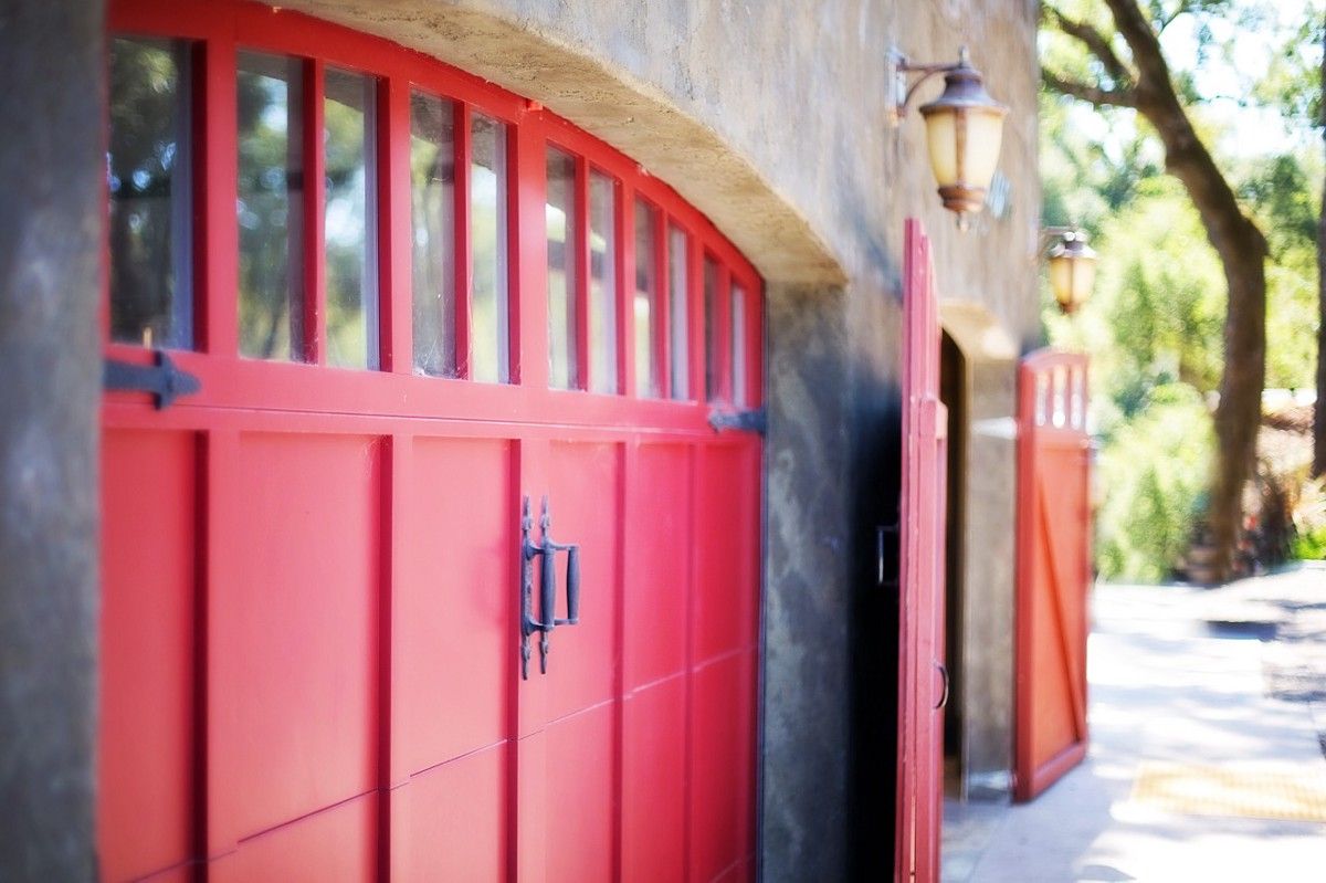 4 Types of Garage Doors which are Crucial to Know Garage
