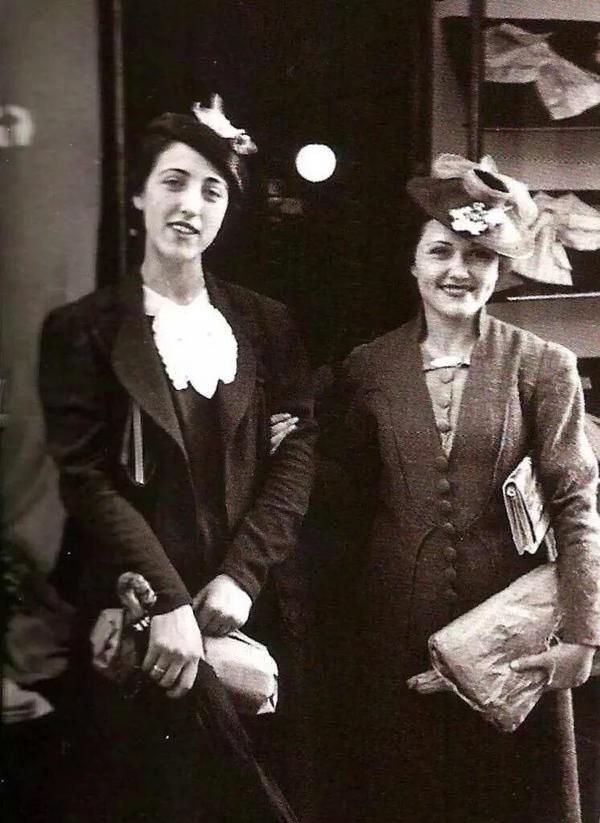 Istanbul Kadinlari 1930 Lar Nostalji Kadin Istanlook Birzamanlar Kadin Resimler Fotograf