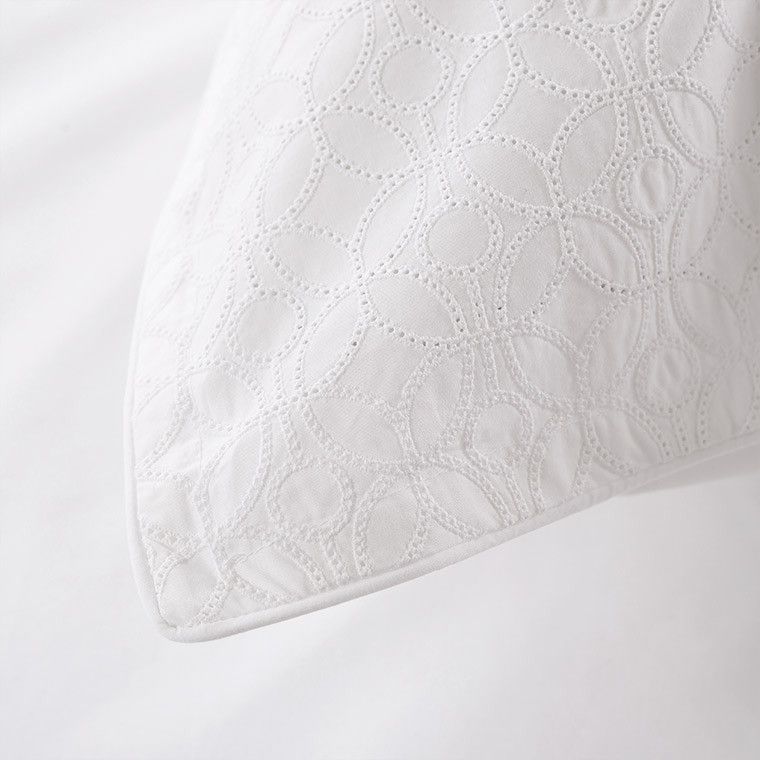 Taie d'oreiller Broderie Anglaise Taie d'oreiller Broderie Anglaise