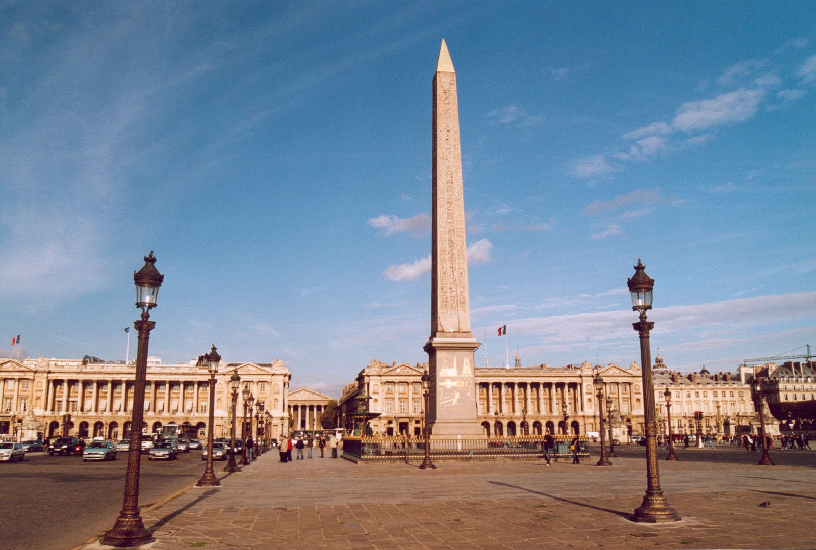 Cest lun des monuments les plus emblmatiques de Paris et le plus