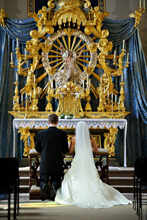 Historic Notre Dame Cathedral Wedding | Junebug Weddings | Wedding blog