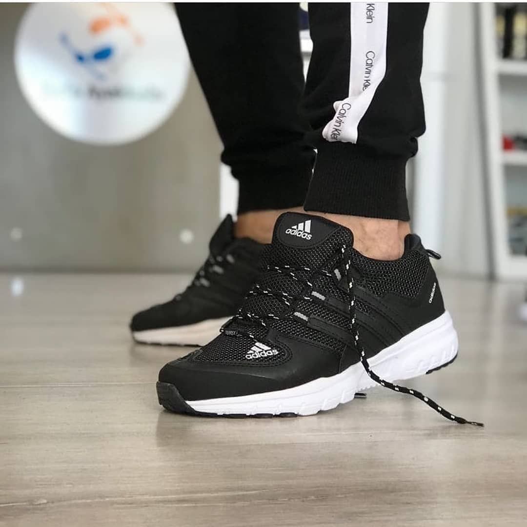 Regrann From Ayakkabidunyasi Official Kampanya Yeni Sezon Indirimi Adidas 84 90 Tl En Uygun Fiyat Ve Kalite Dik Air Max Sneakers Sneakers Nike Fashion