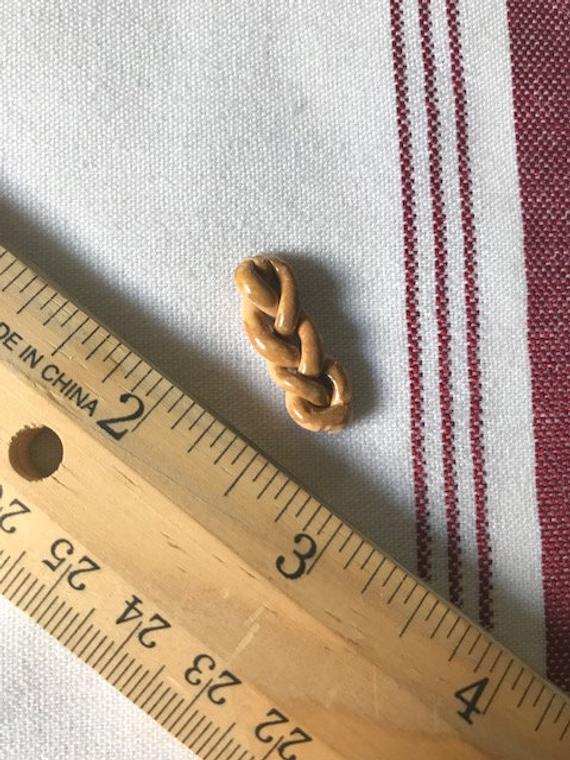 Miniature Braided Bread Loaves Small 2 : DOLLHOUSE Miniatures 1:12 Scale