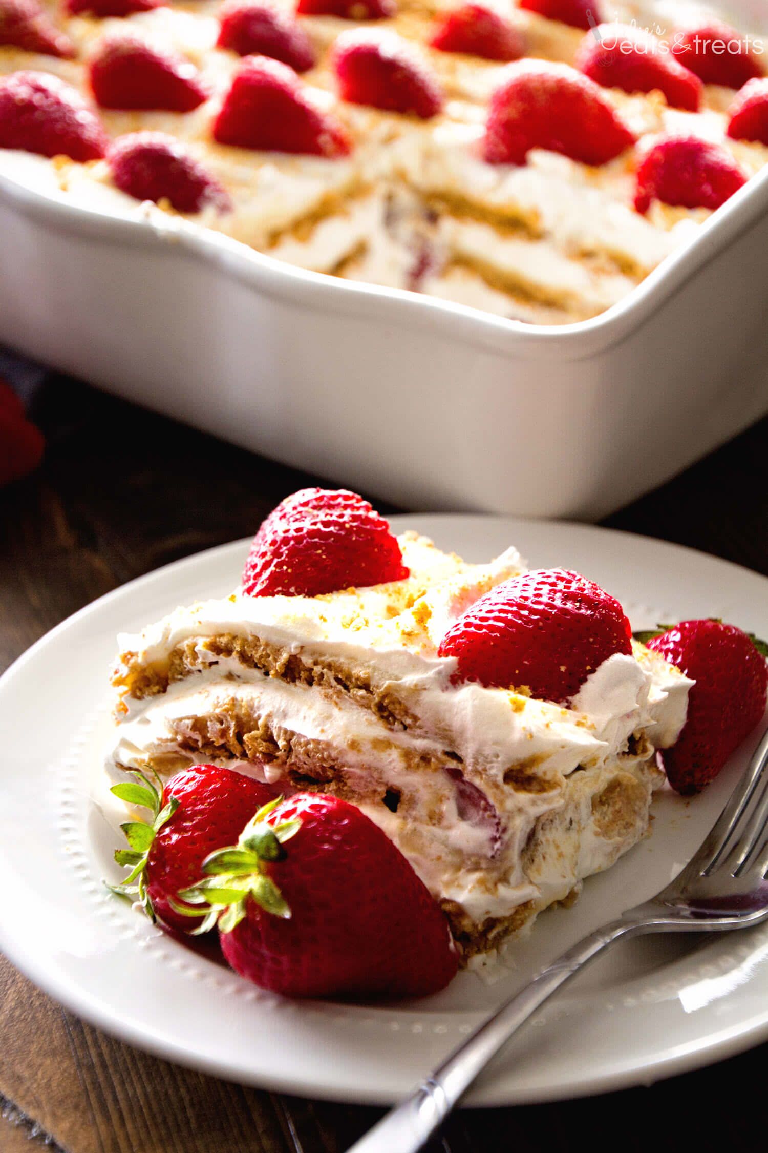 no bake strawberry cheesecake icebox cake recipe this easy no bake dessert has layers of cheeseca icebox cake recipes baked strawberries refreshing desserts strawberry cream cheese icebox cake on no bake strawberry cheesecake icebox cake recipe this easy no bake dessert has layers of cheeseca icebox cake recipes baked strawberries refreshing desserts pinterest
