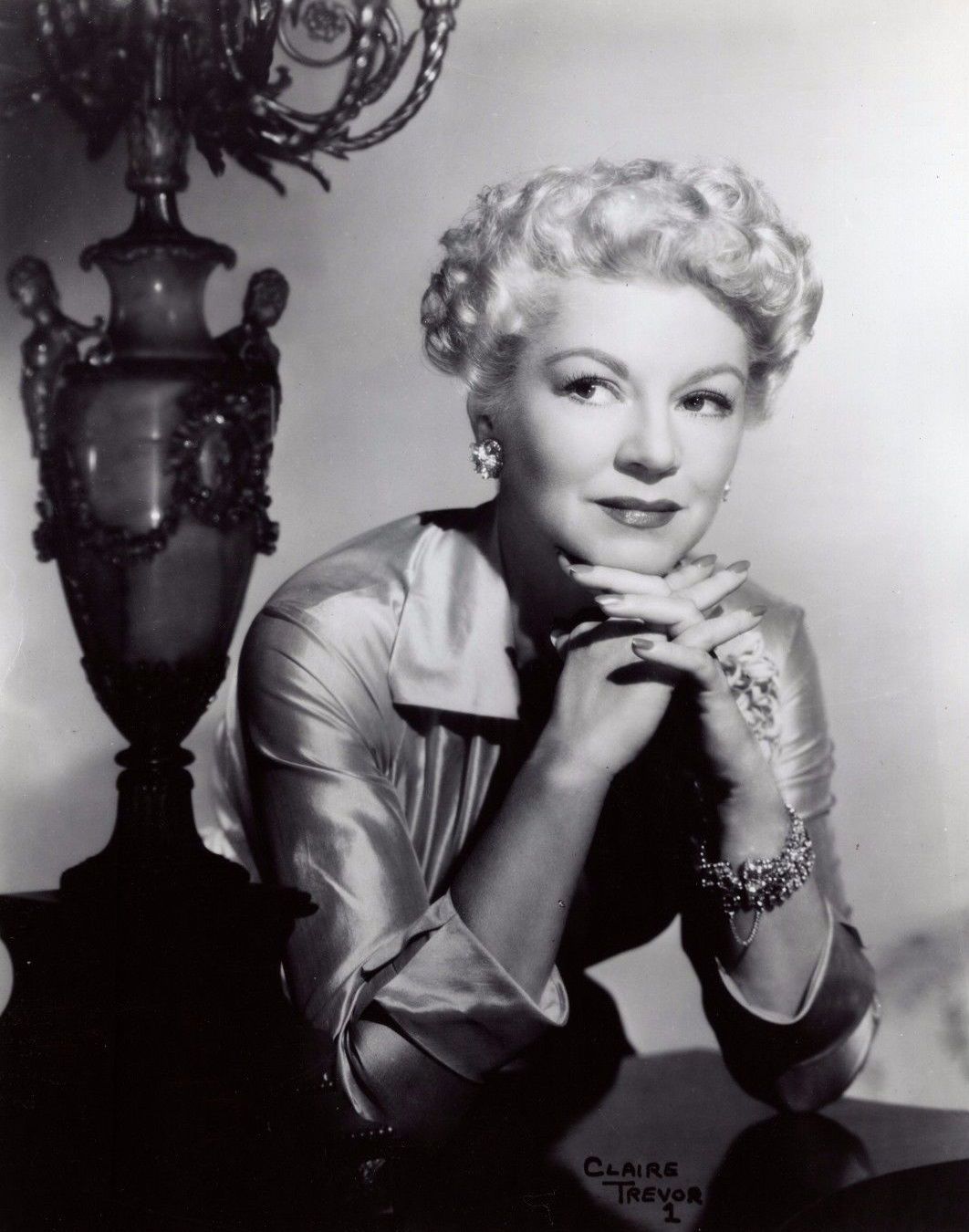 claire trevor claire trevor old hollywood movie beautiful film claire trevor claire trevor old hollywood movie beautiful film