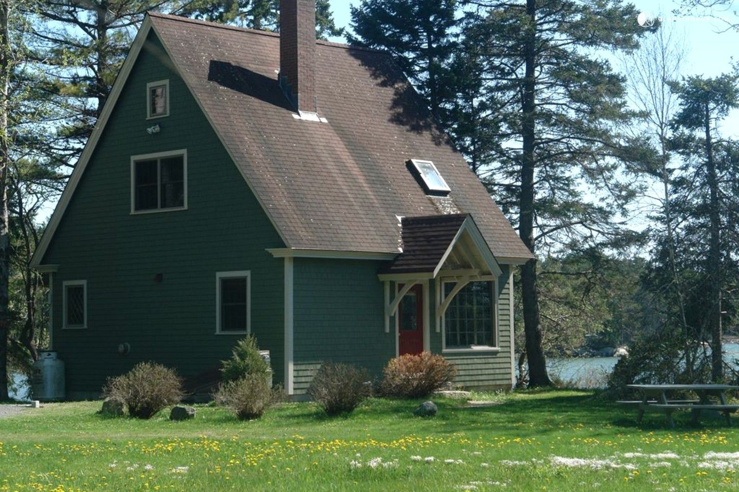 Coastal Vacation Rental with Fireplace near the Acadia National Park in