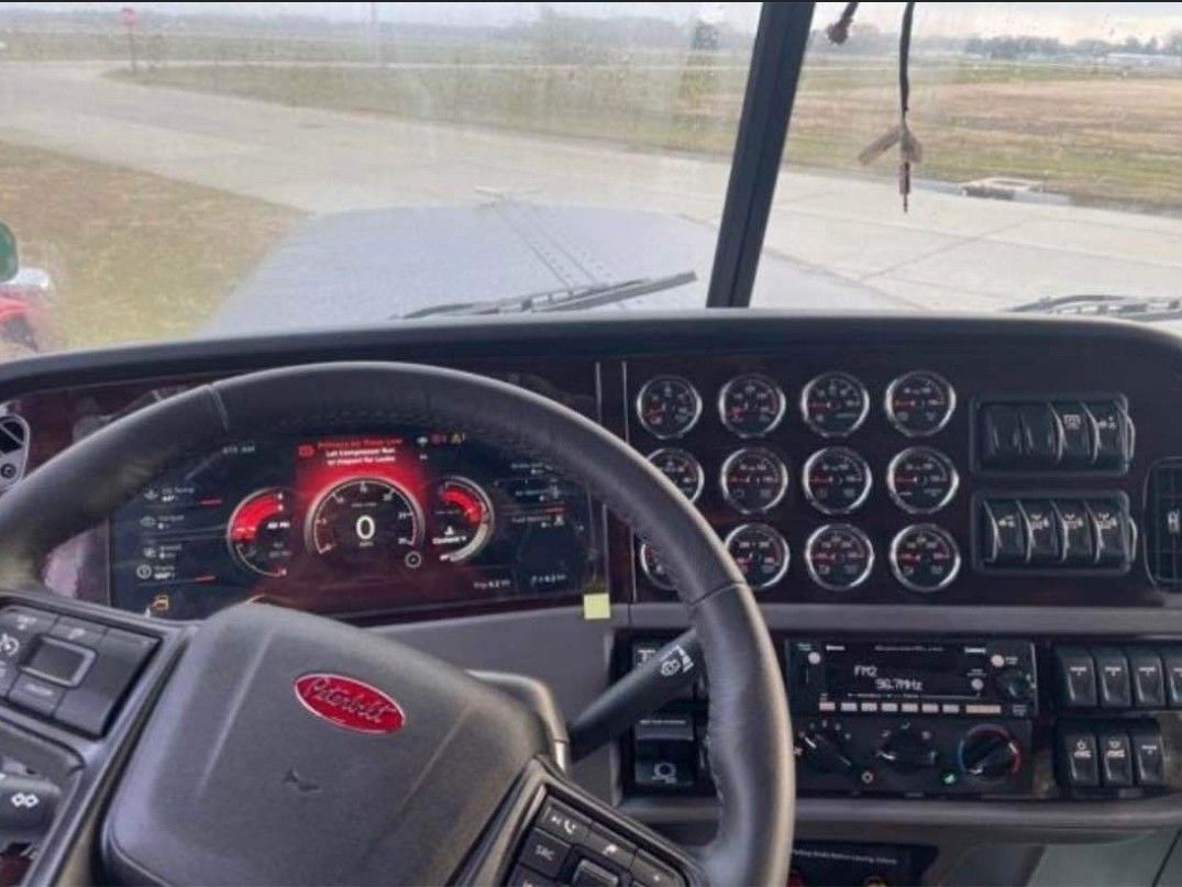 Pin by Лещук Александр on peterbilt in 2022 | Peterbilt, Vehicles