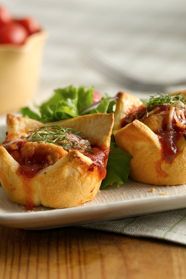 Parmesan Chicken Mini Pies - Frozen tyson chicken recipes #frozen #tyson #chicken #recipes Parmesan Chicken Mini Pies