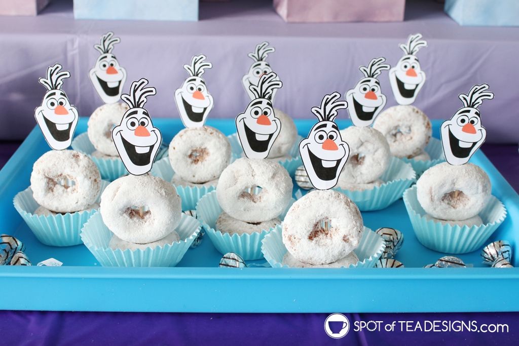 Frozen Party Dessert Hacks | Spot of Tea Designs Frozen Birthday Party Cake, Frozen Theme Party, 4th Birthday Parties, 2nd Birthday, Frozen Party Activities, Birthday Ideas, Frozen Party Backdrop, Frozen Theme Cupcakes, Elsa And Anna Birthday Party