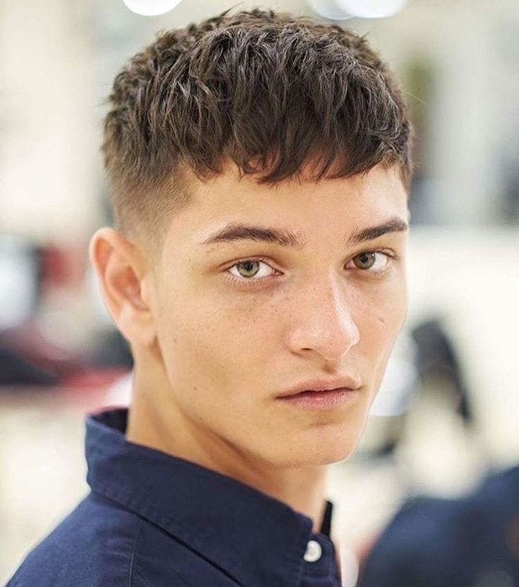 Verblasstes Frisurpony (mit Bildern) Pony frisur mann, Frisuren, Haarschnitt männer Verblasstes Frisurpony (mit Bildern) Pony frisur mann, Frisuren, Haarschnitt männer