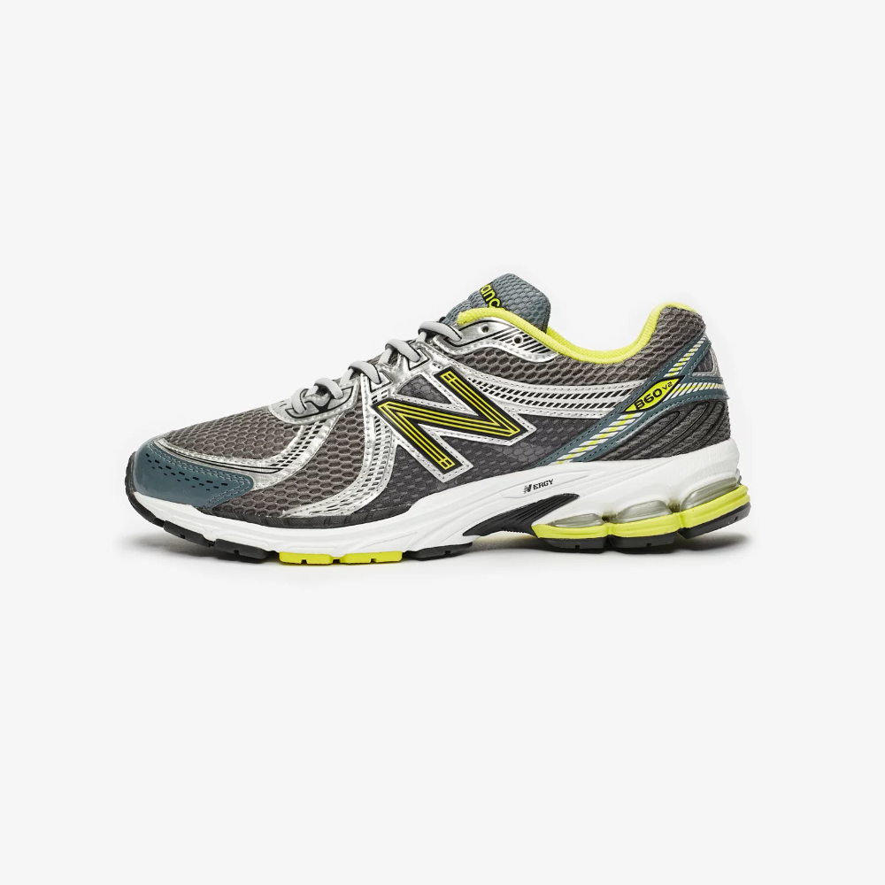 New Balance ML860 - Ml860xe - Sneakersnstuff | sneakers \u0026 streetwear online since 1999 in 2020 | Streetwear online, New balance, Sneakers