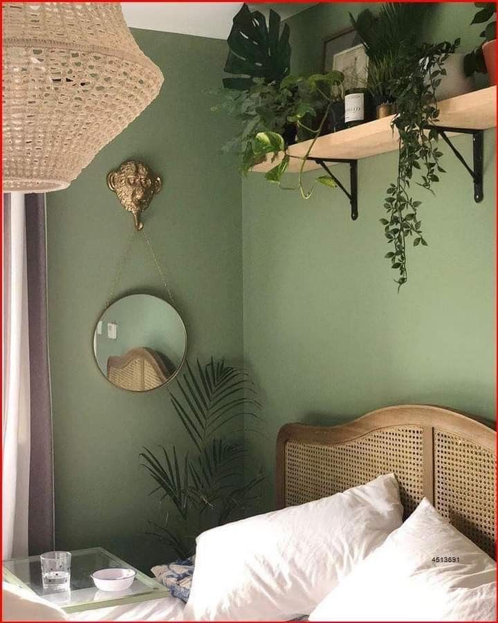 Pin by Dominique Prado on otthon | Green bedroom walls, Bedroom green, Redecorate bedroom