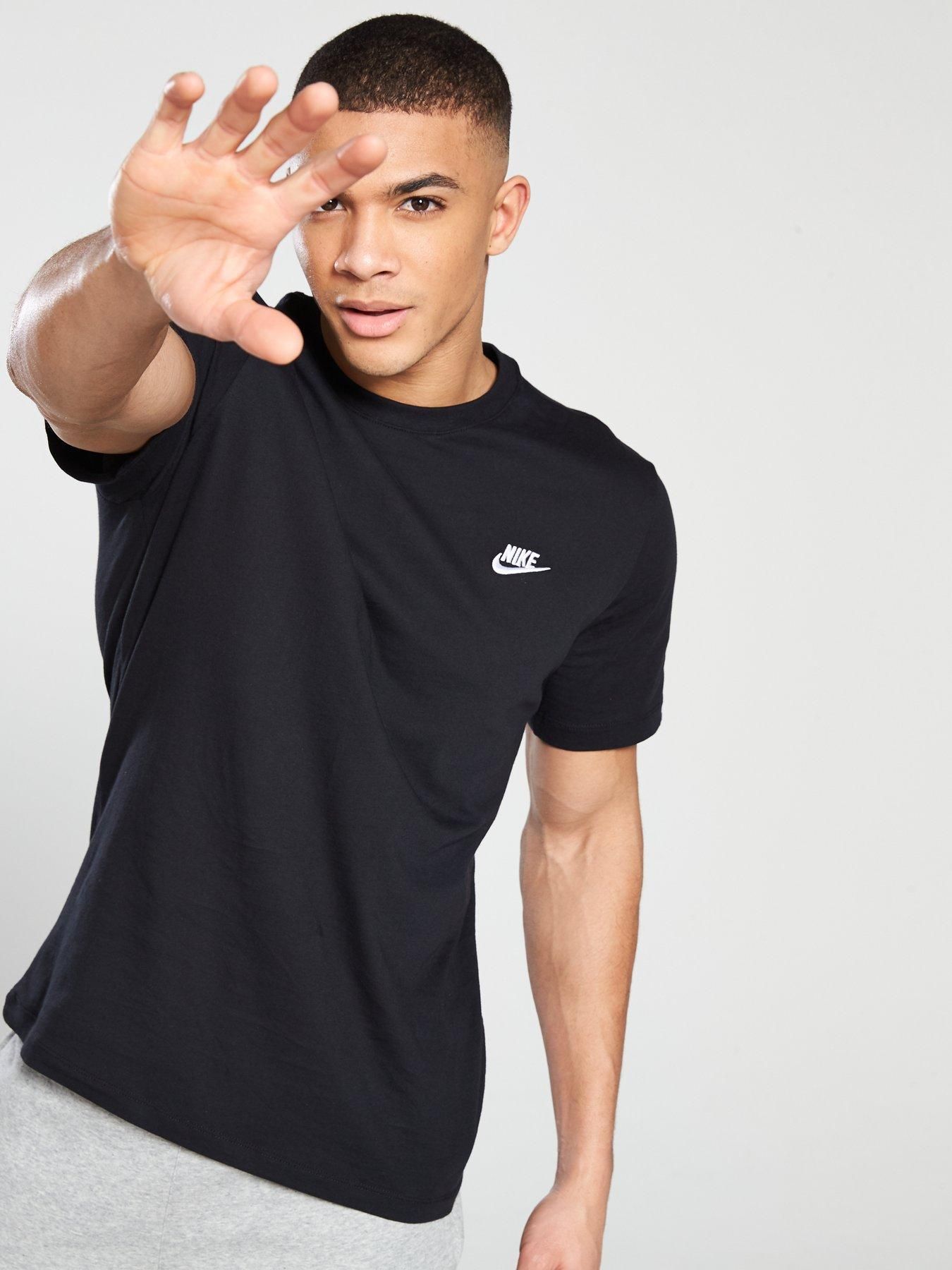 nike sportswear club t shirt