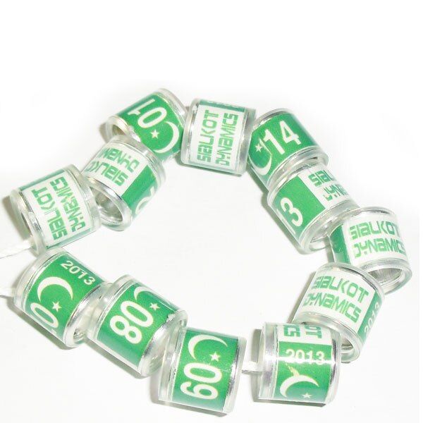 TheBirdLovers provides bird toys, feeding supplies, cages & nests, food rings, and even training and grooming supplies. Best Bird Cages Nests Online. Canary Birds, Food Rings, Bird Supplies, Bird Toys, Pigeon, 9 And 10, Pandora Charm Bracelet, 10mm