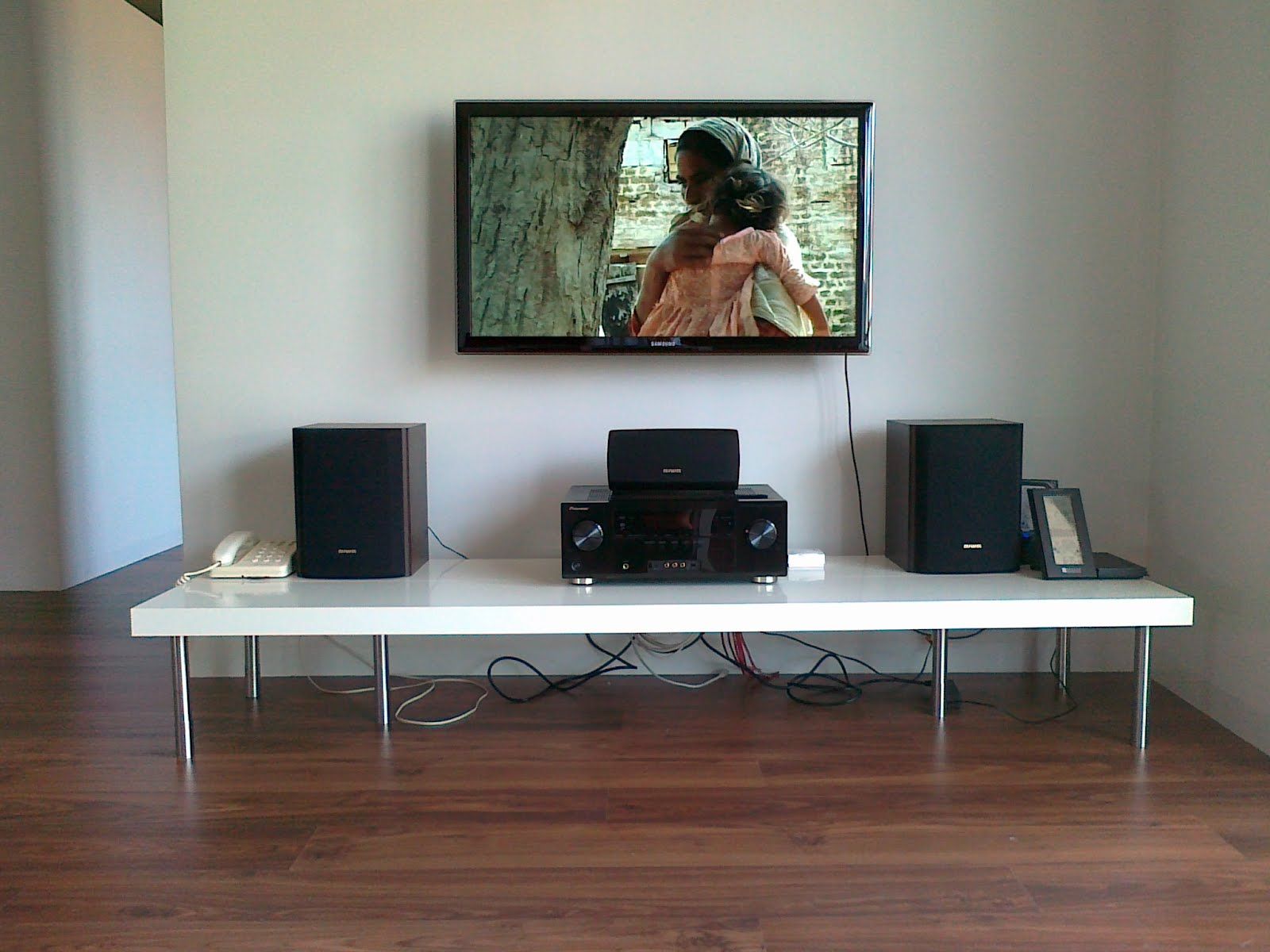 Lack shelf into minimalist media stand