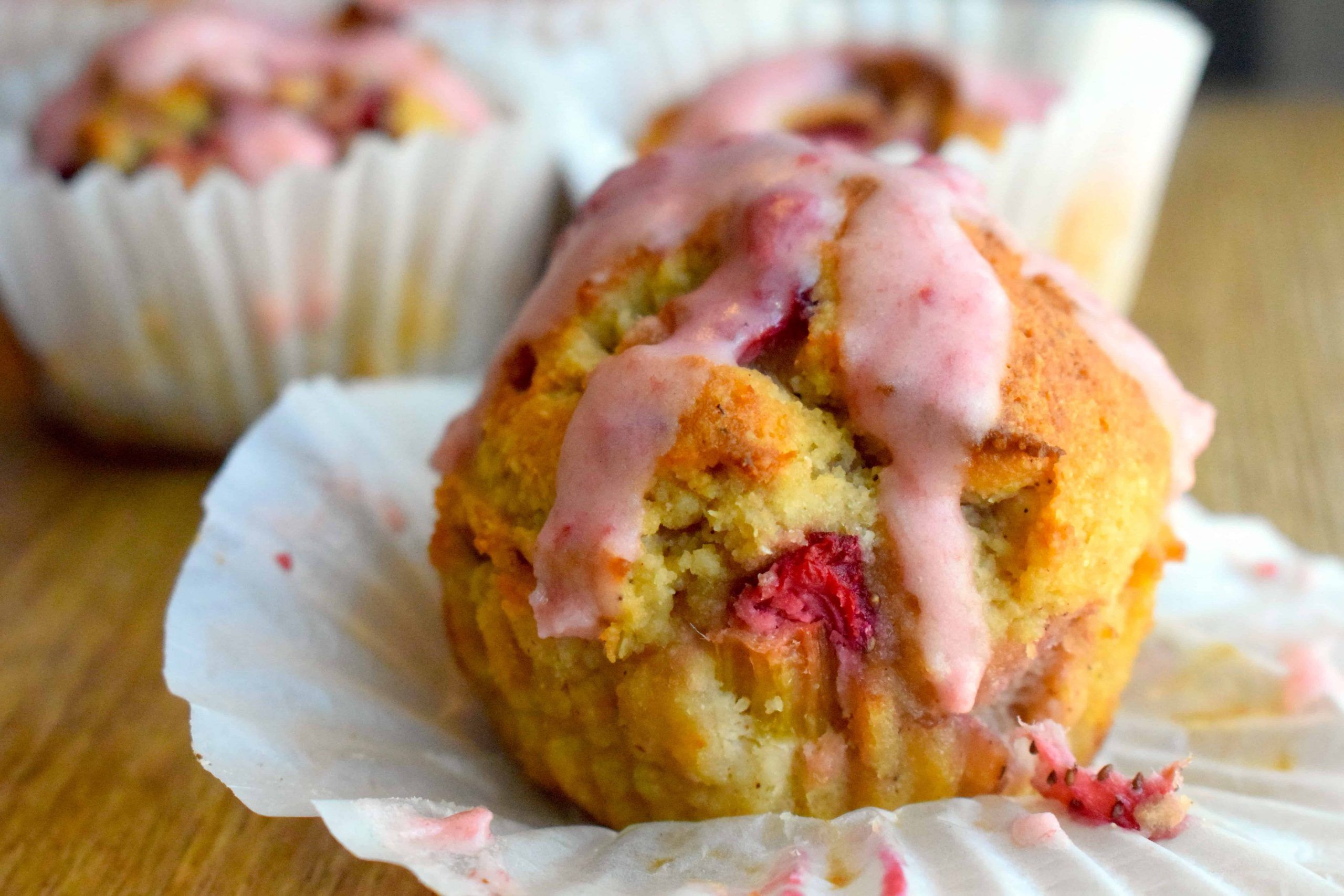 Strawberry Rhubarb Muffins, Rhubarb Custard Pies, Lemon Raspberry Muffins, Rhubarb Recipes Pie, Custard Pie Recipe, Coconut Muffins, Pecan Recipes, Blue Berry Muffins, Coconut Flour