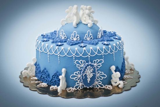 Come decorare una torta con la ghiaccia reale video