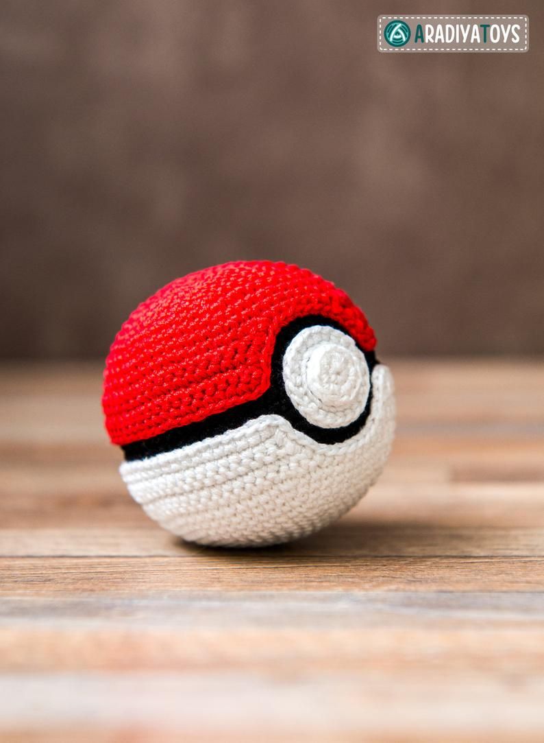 Crochet Pattern Of Pokeball From Pokemon Etsy Patrón De Ganchillo Amigurumi Patrones Gratis Hecho A Mano
