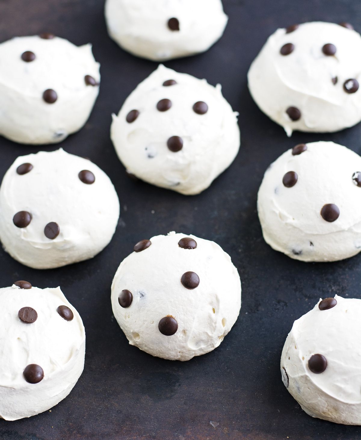 Moms Chocolate Chip Meringue Cookies The Ingredients And How To Make moms-chocolate-chip-meringue-cookies-the-ingredients-and-how-to-make