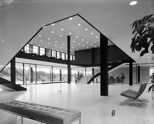 Bacardi Office By Mies Van Der Rohe 1961 Bauhaus Architecture Mies Van Der Rohe Ludwig Mies Van Der Rohe